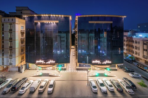 Belvilla Alhamra Vivid Plaza Hotel