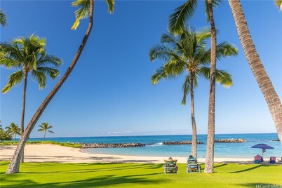 O-523 Sunset Hale Retreat - Ko Olina Beach Villa. Steps to the Pool and Beach!