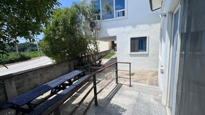 Standard Suite | Individually decorated, individually furnished, free WiFi, bed sheets