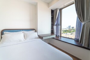 2 bedrooms, iron/ironing board, Internet
