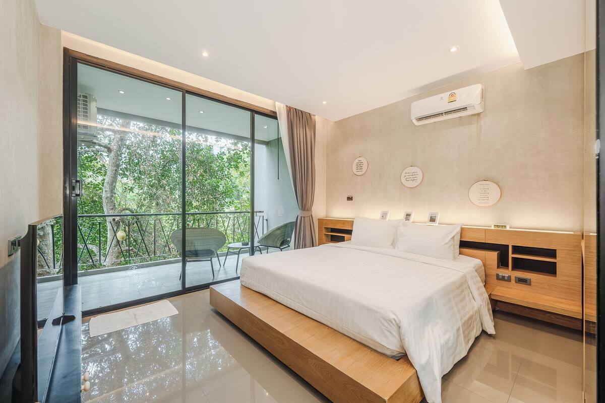 Apartment, Balcony, Hill View | Free WiFi