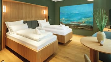 In-room safe, free WiFi