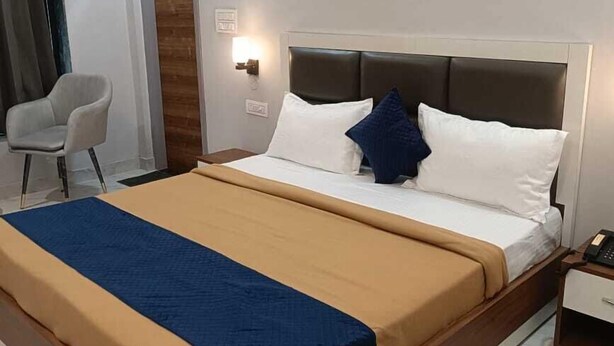Unclassified image, 1 of 8, button - Hotel Kamboj (Kharar)