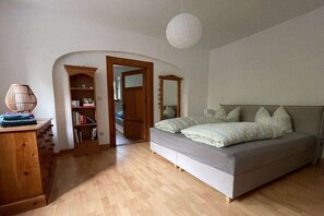 2 Schlafzimmer, Internetzugang, Bettwäsche