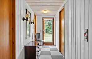 Interior - Awesome home in Frederikshavn with WiFi (Frederikshavn)