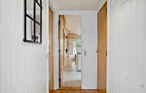 Interior - Awesome home in Frederikshavn with WiFi (Frederikshavn)