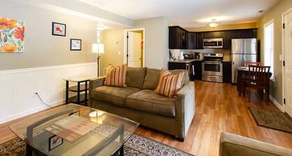 Golden Pines Villa on Choice Avenue - Steps to Downtown