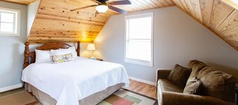 Mtn View Villa on Choice Avenue - Steps to Downtown