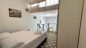 1 室のベッドルーム、アイロン / アイロン台、WiFi、ベッドシーツ
