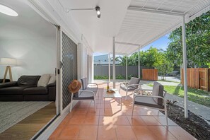 Terrace/patio - The Palms in Coolum Beach - Unit B (Coolum Region)