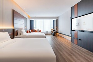Comfort Double Room | Blackout curtains, iron/ironing board, free WiFi