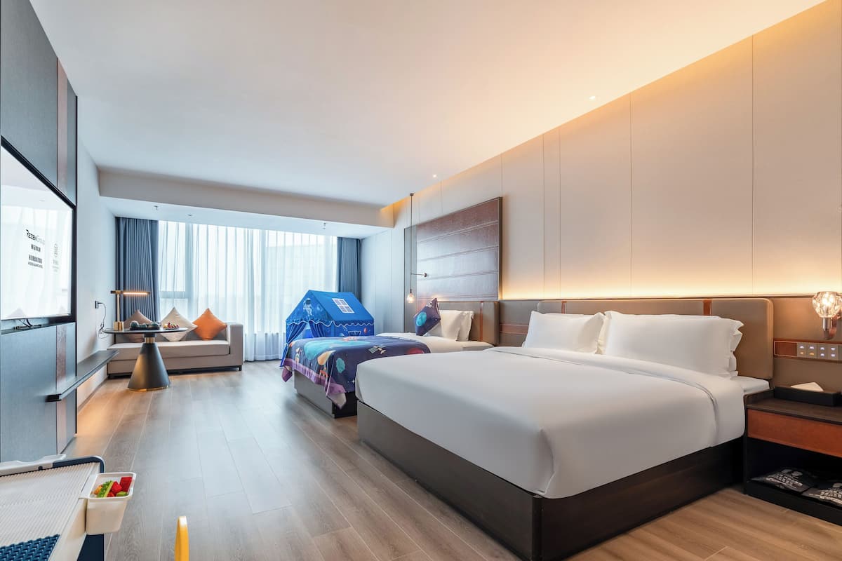 Family Triple Room | Blackout curtains, iron/ironing board, free WiFi