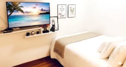 Apart T-0, Studio/Flat in the city center and close to the beach and the island of Luanda