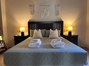 Family Apart Daire, 2 Yatak Odası, Mutfak, Şehir Manzaralı | Ütü/ütü masası, ücretsiz kablosuz İnternet