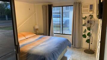 4 bedrooms, WiFi, bed sheets