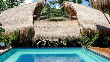 Kolam renang terbuka