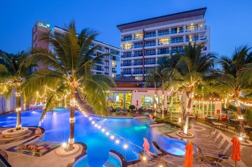 1BR Near Kata Beach Kids Pool C184