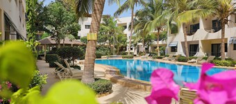 Apartment Saly 3ch - 3sb - Swimming pool - Beach - Veranda
