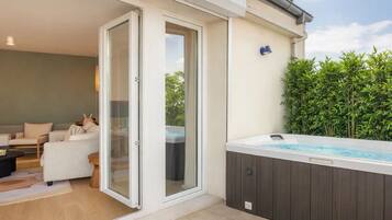 Penthouse Deluxe, vista a la ciudad | Terraza o patio