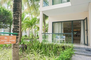 Bella Garden View | Terrace/patio - CostaBella Resort Nha Trang (Nha Trang)