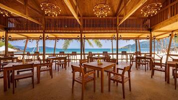 Beach bar