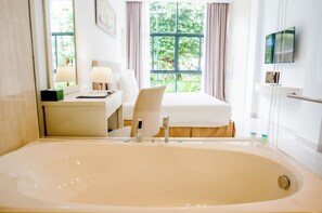 Costa 2 Bedrooms with Balcony | Bathroom | Separate tub and shower, hair dryer, towels, soap