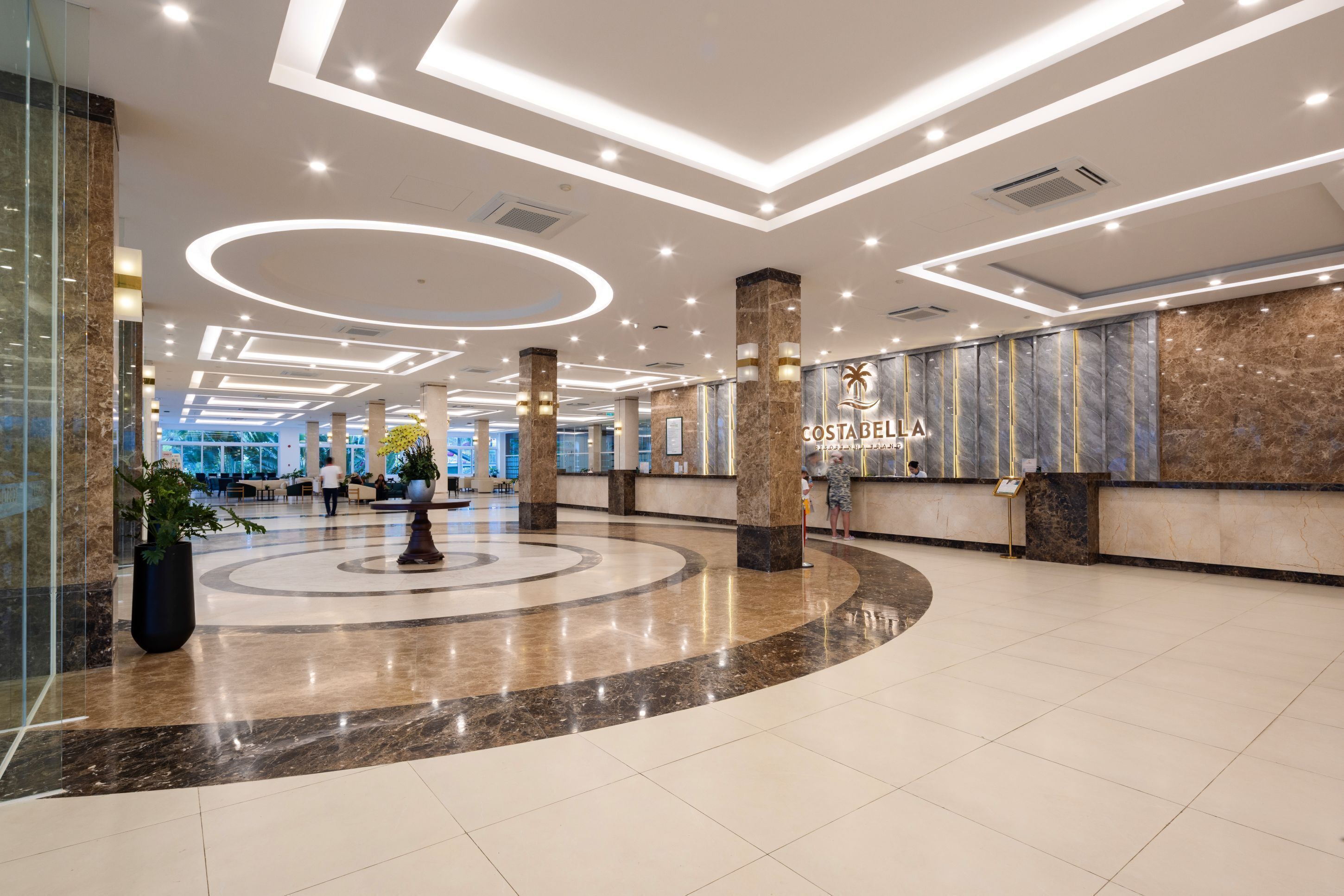 Quầy tiếp tân