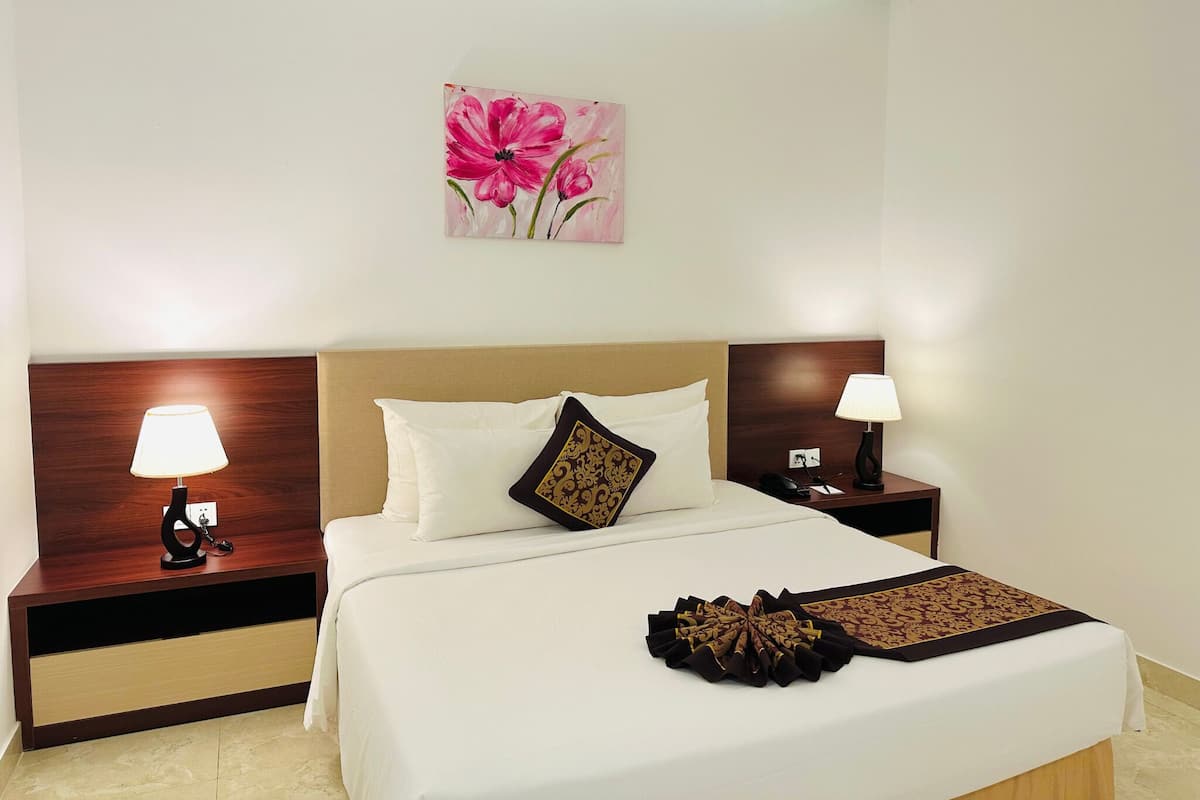 Bella 2 Bedrooms Garden View
