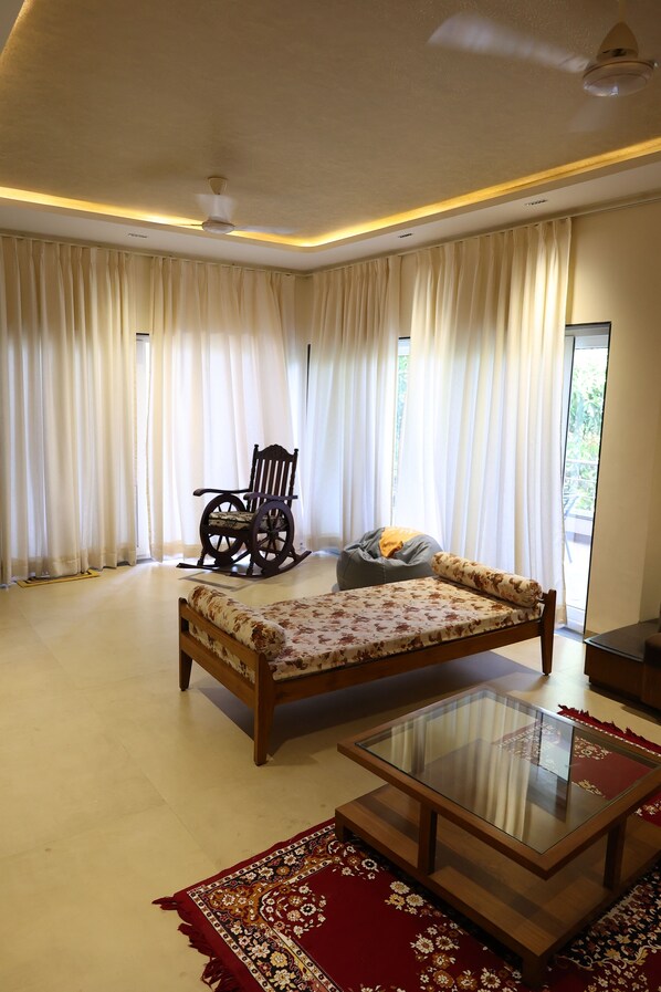 Villa, Garden View | Living area