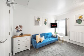 Living area - Aurum House (Blackpool)