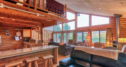 Gorgeous Teton Cabin - Breathtaking Mountain Views