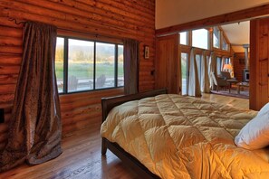 2 habitaciones, escritorio, wifi y ropa de cama 