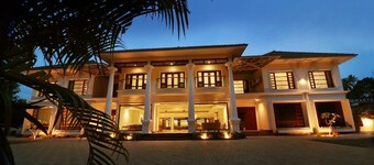 zodiac heritage hotel