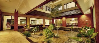 zodiac heritage hotel