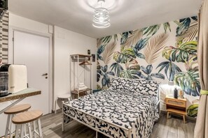 1 habitación, wifi y ropa de cama