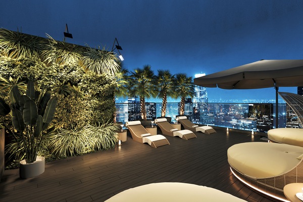 Outdoor pool, pool umbrellas, sun loungers