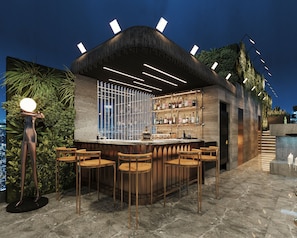 Swim-up bar