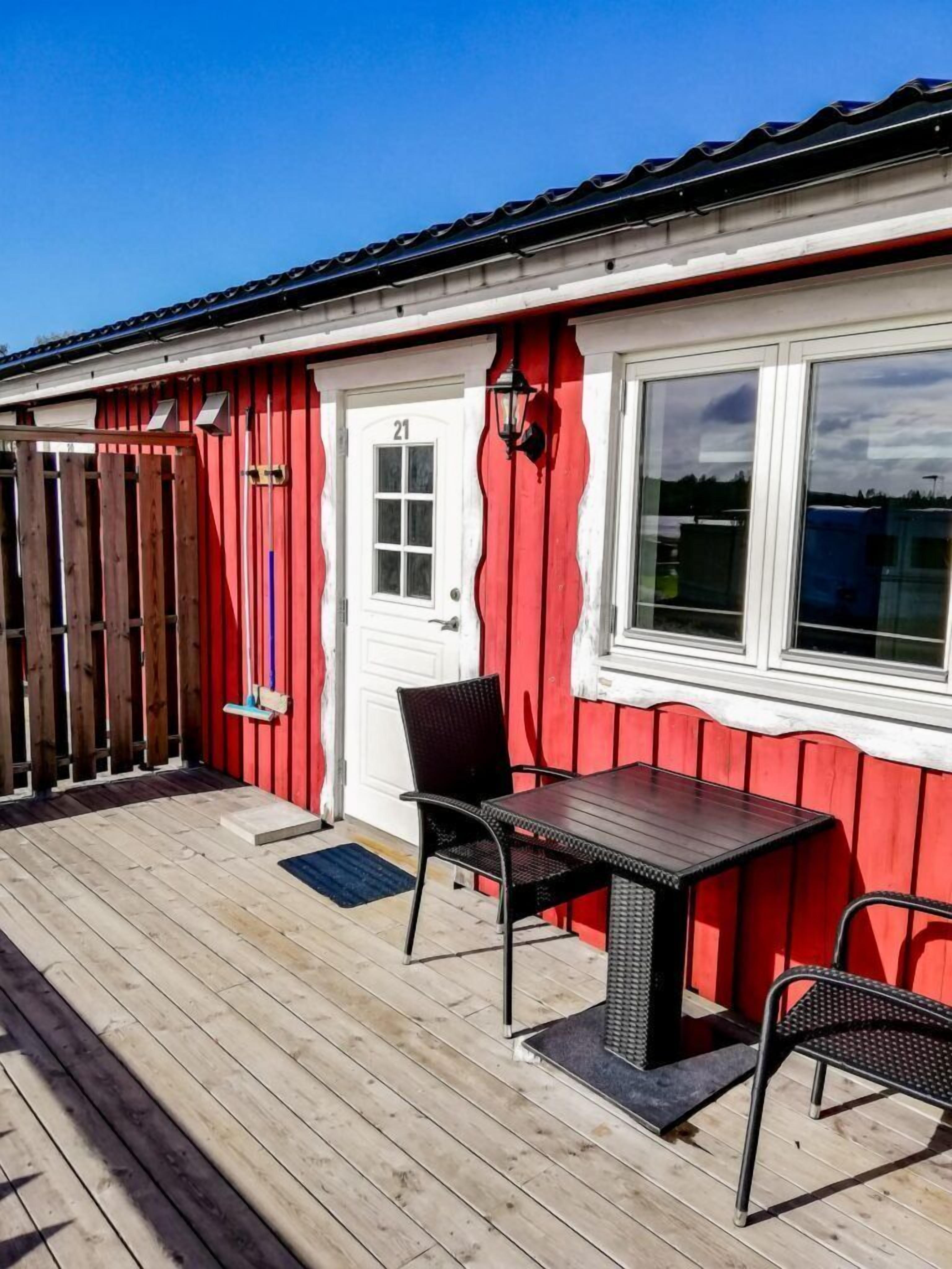 Basic Cabin