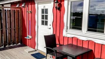 Basic Cabin