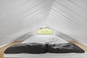 Comfort Cabin | Cribs/infant beds