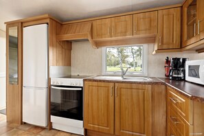 Classic Mobile Home | Private kitchen