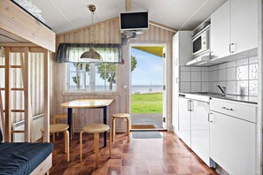 Classic Cabin | Private kitchen - First Camp Vadstena - Vättern (Vadstena)