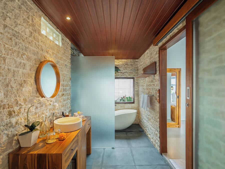 Deluxe Villa, Balcony, Pool View | Bathroom | Separate tub and shower, free toiletries, hair dryer, bathrobes