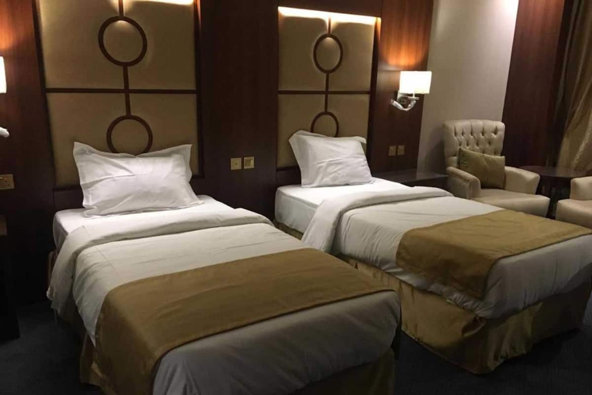 Minibar, desk, free WiFi, bed sheets