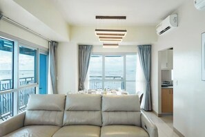 Room - Thompson Suites Okada (Bayshore 2 Residence) (Paranaque)