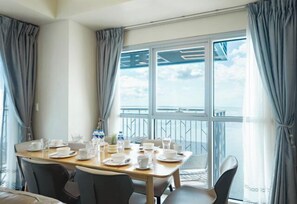 Room - Thompson Suites Okada (Bayshore 2 Residence) (Paranaque)