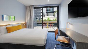 Room, Balcony (One of a Kind Plus) | Premium bedding, down duvets, pillow-top beds, in-room safe