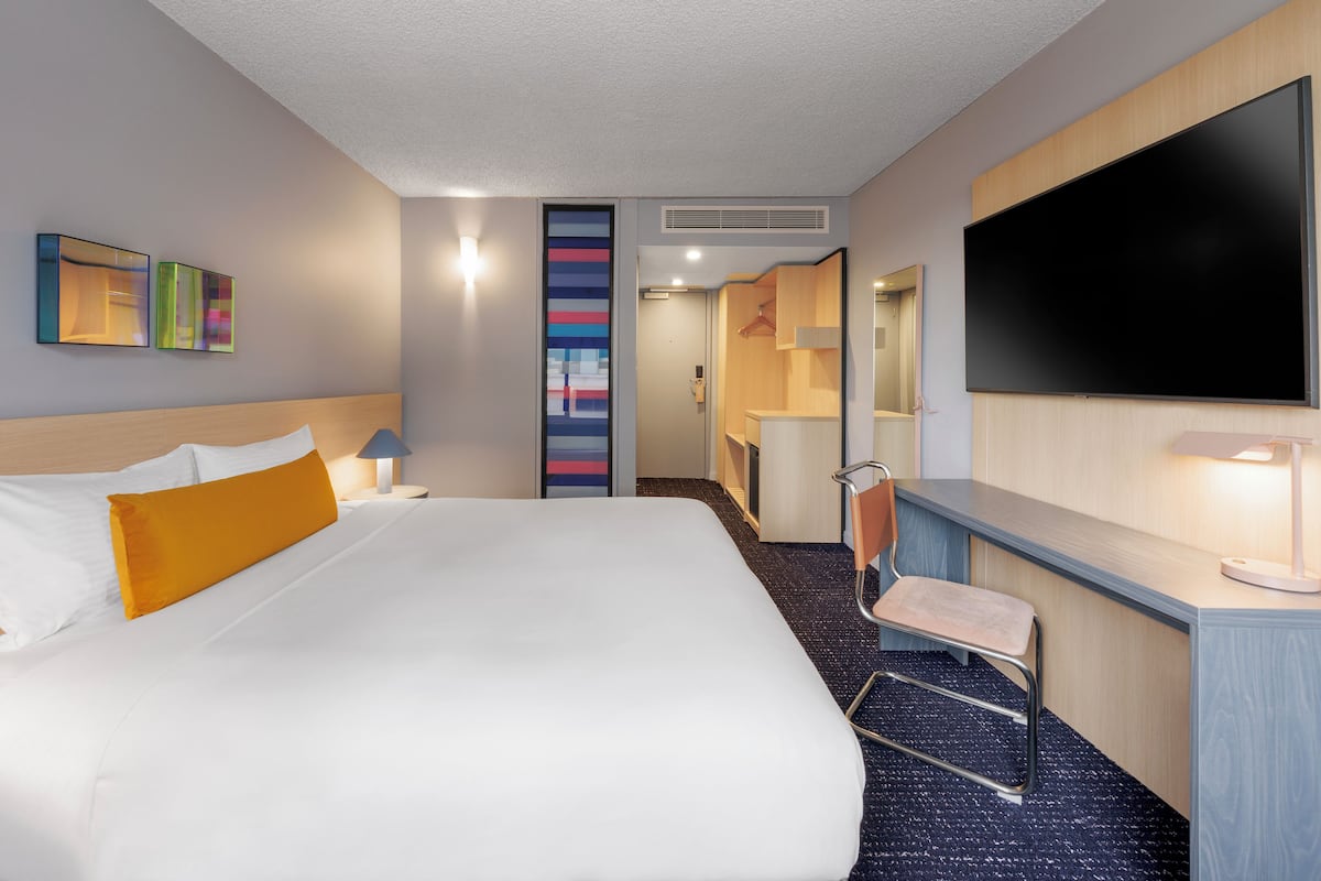 Quarto (One of a Kind) | Roupas de cama premium, edredons de pluma, camas com colchões pillow-top