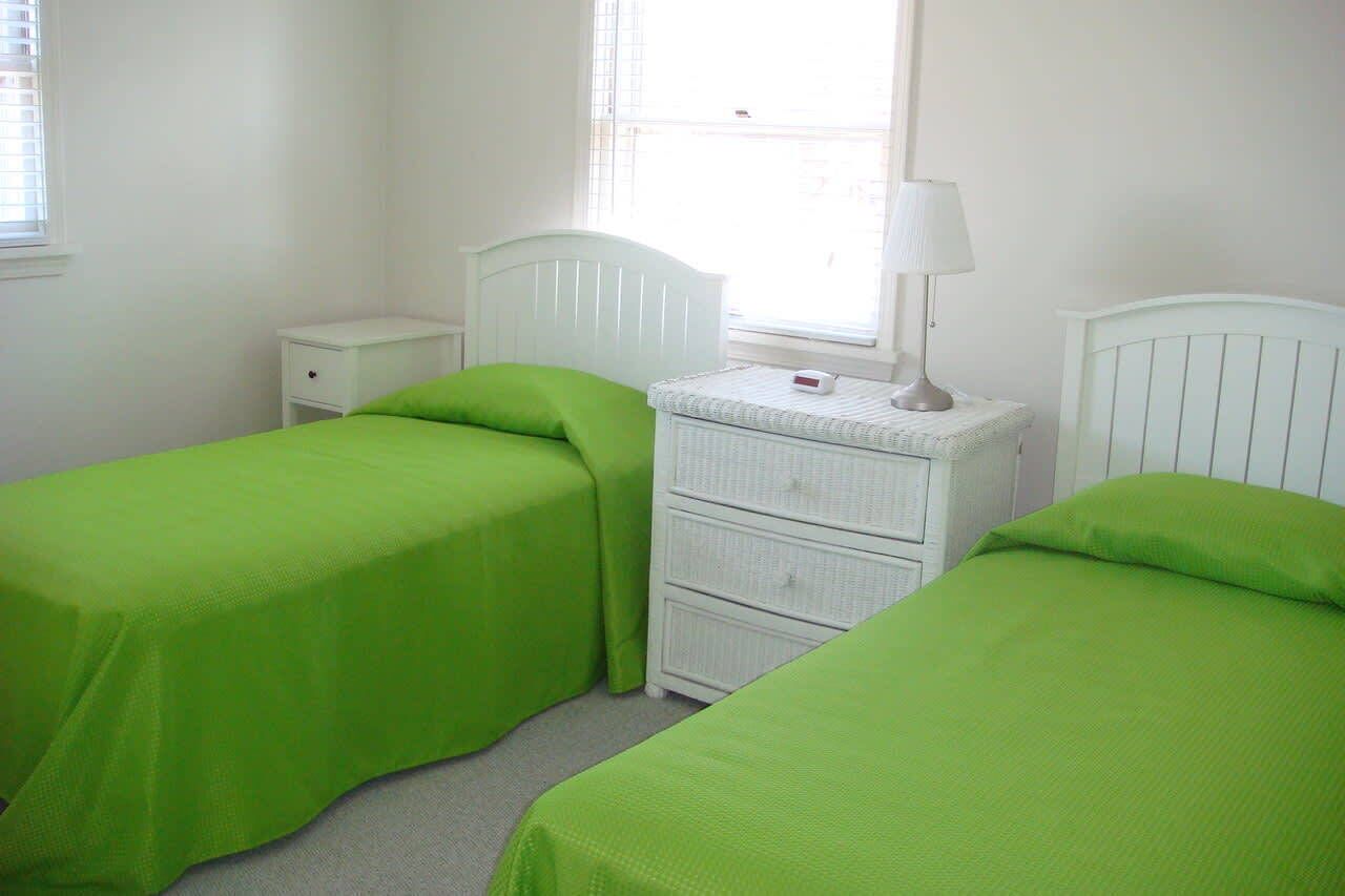 8 bedrooms, iron/ironing board, WiFi, bed sheets