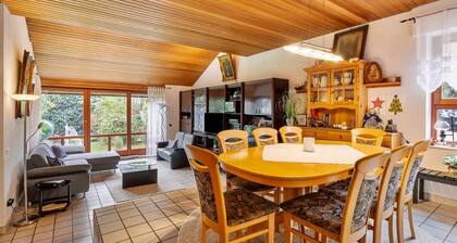 Familyhouse - quite House with garden near Cologne